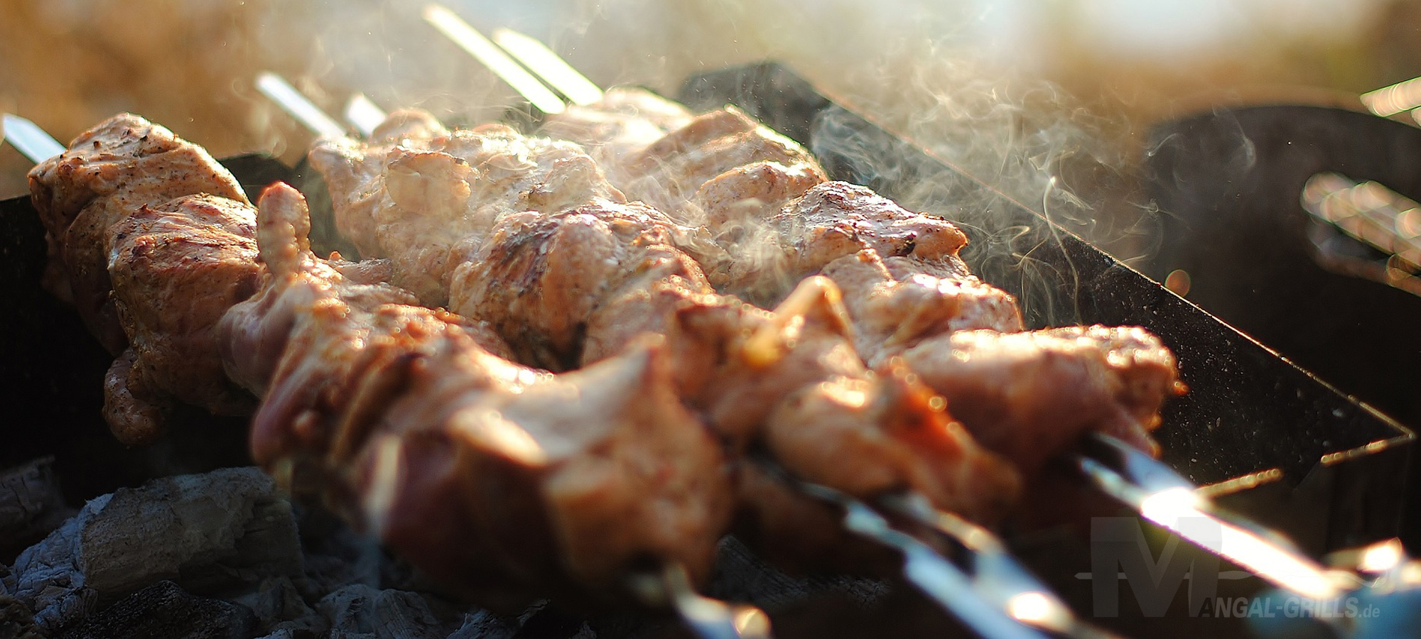 Mangal Grills für beste Schaschliks auf Holzkohle